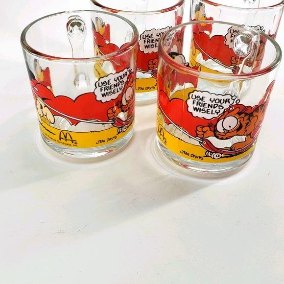 Vintage Garfield glass mug - Picture 5 of 11
